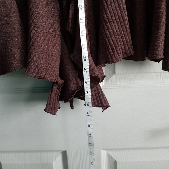 Ruffle Cardigan - Picture 8 of 9